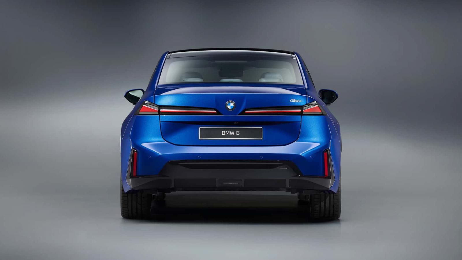 Νέα BMW i3: Πρεμιέρα με 469 άλογα και 900 χλμ. αυτονομία